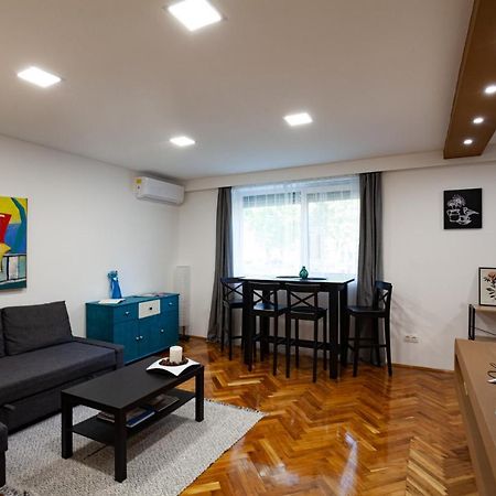 Stellar Downtown Szeged Apartment Exterior foto