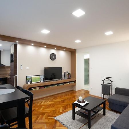 Stellar Downtown Szeged Apartment Exterior foto
