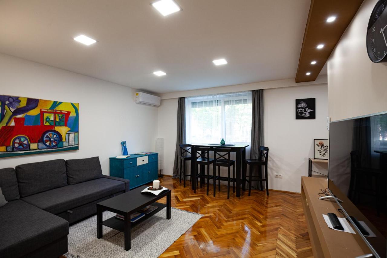 Stellar Downtown Szeged Apartment Exterior foto