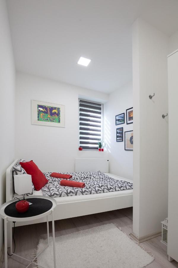 Stellar Downtown Szeged Apartment Exterior foto